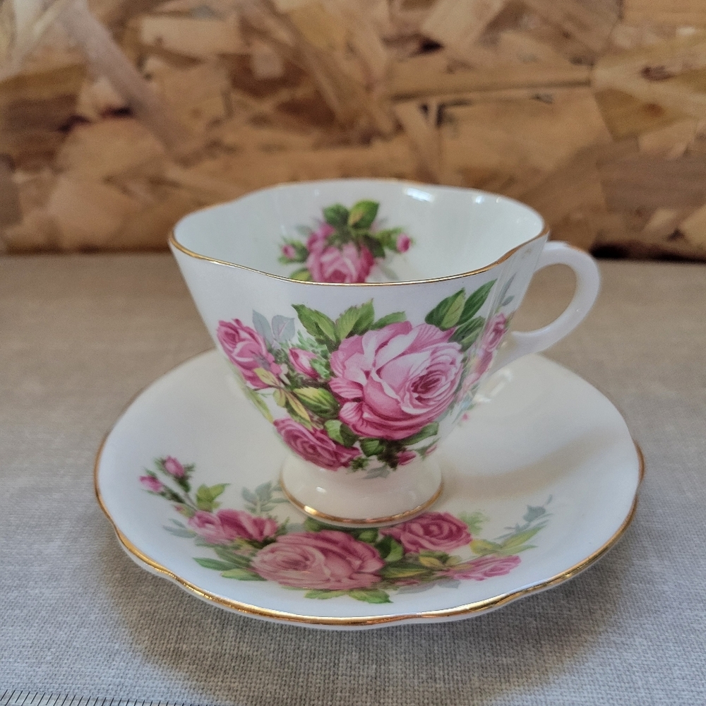 Floral Teacup and Saucer Set(T2)